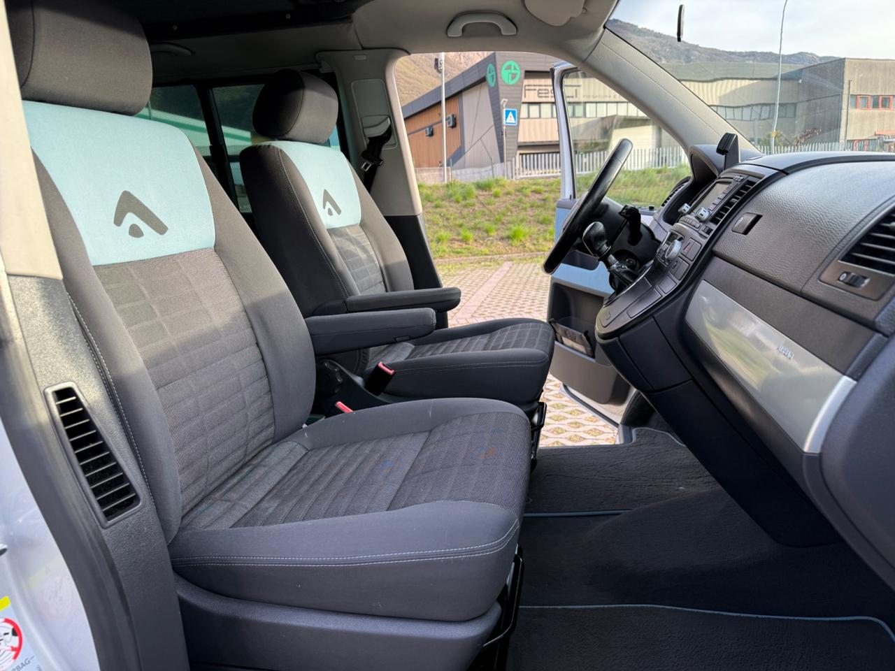 T5 Multivan 2.5 TDI/130CV California Beach