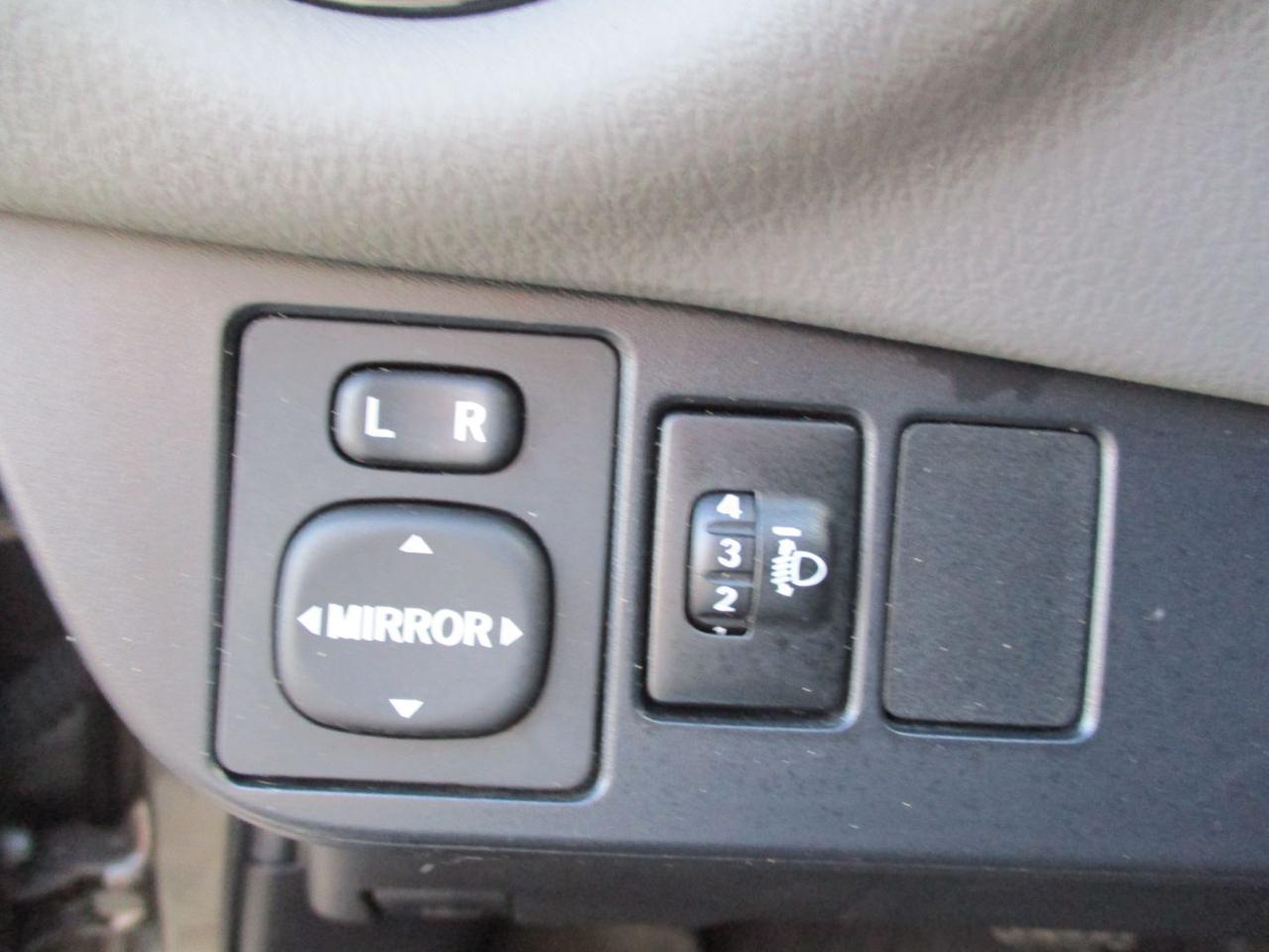 TOYOTA Yaris 1.5 Hybrid 5 porte Business