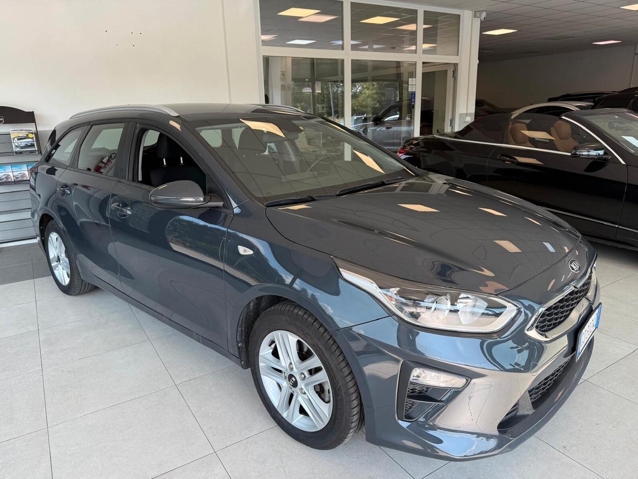 Kia Ceed 1.4 MPi GPL SW Business Class