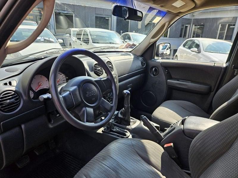 Jeep Cherokee Cherokee 2.5 crd Sport