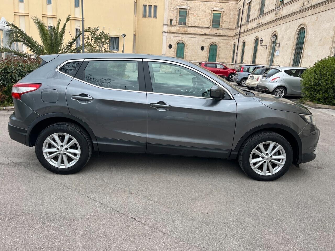 Nissan Qashqai 1.5 dCi Tekna Navi Full