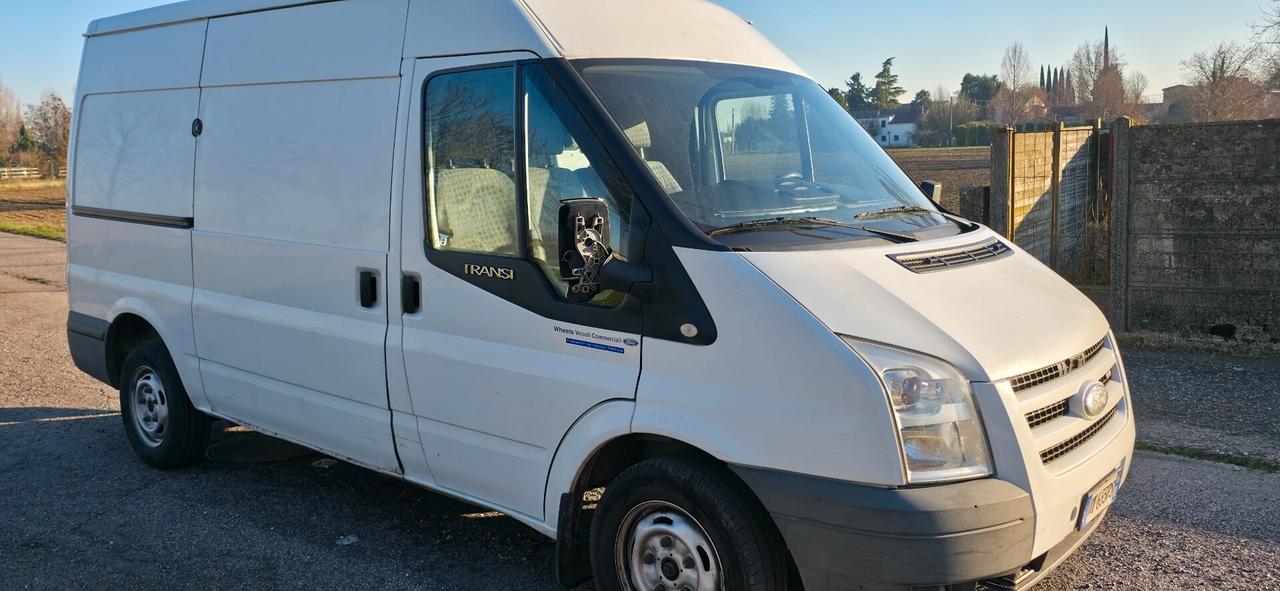 Ford transit 2.2 diesel tetto alto
