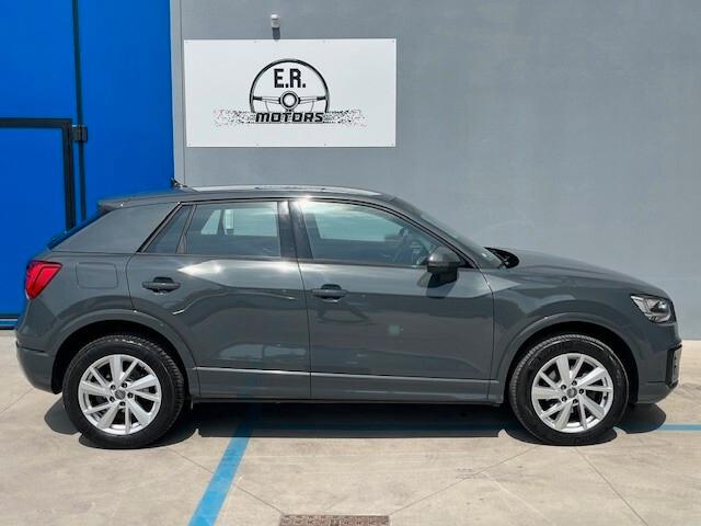 Audi Q2 35 TFSI S tronic Business Design
