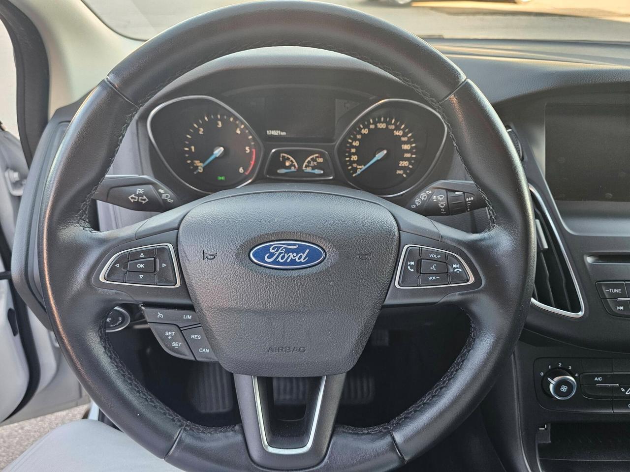 FORD FOCUS 1.5 TDCI 120CV BUSINESS FULL OPTIONAL