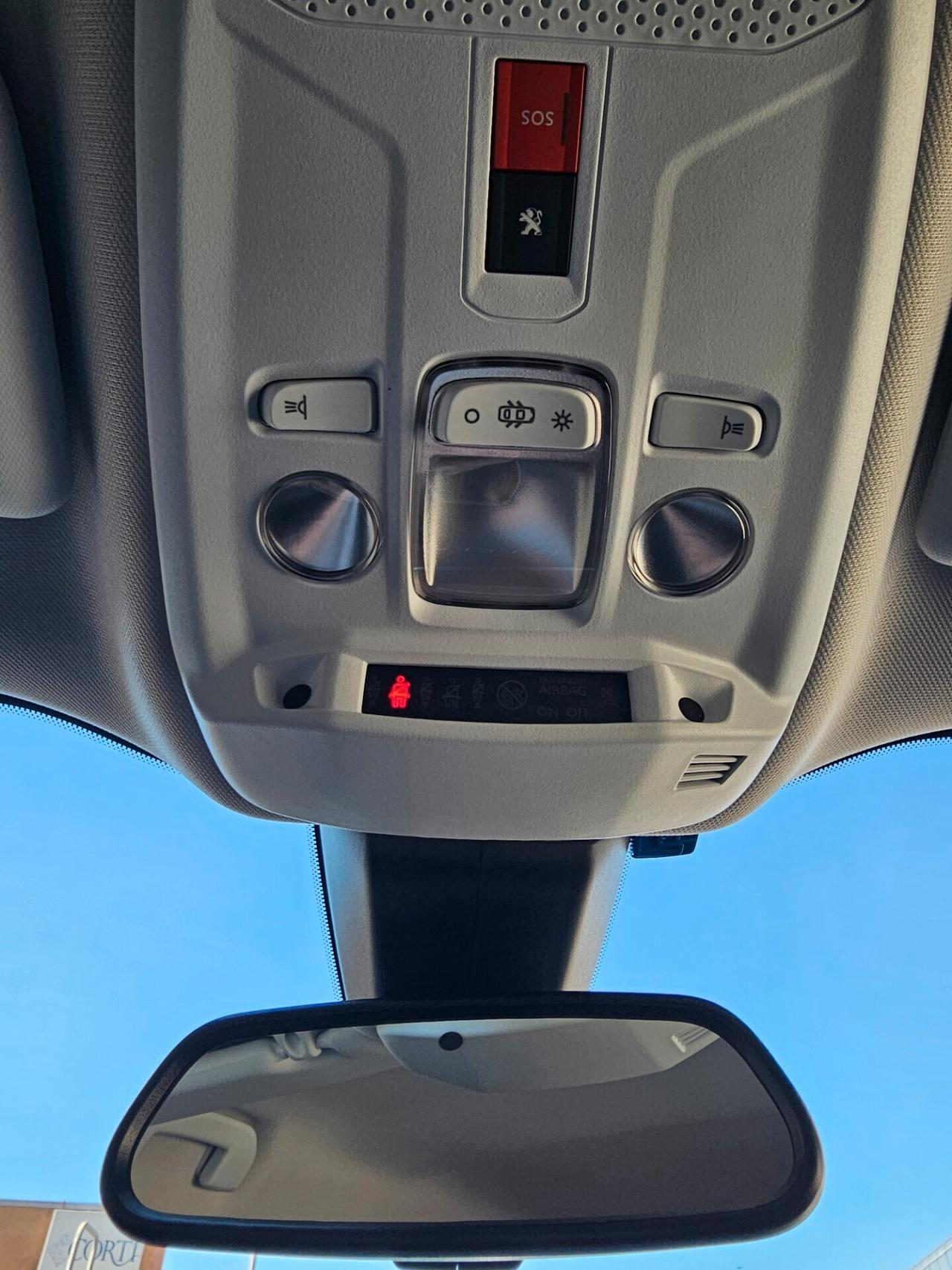 Peugeot 2008 PureTech 100 S&S Allure