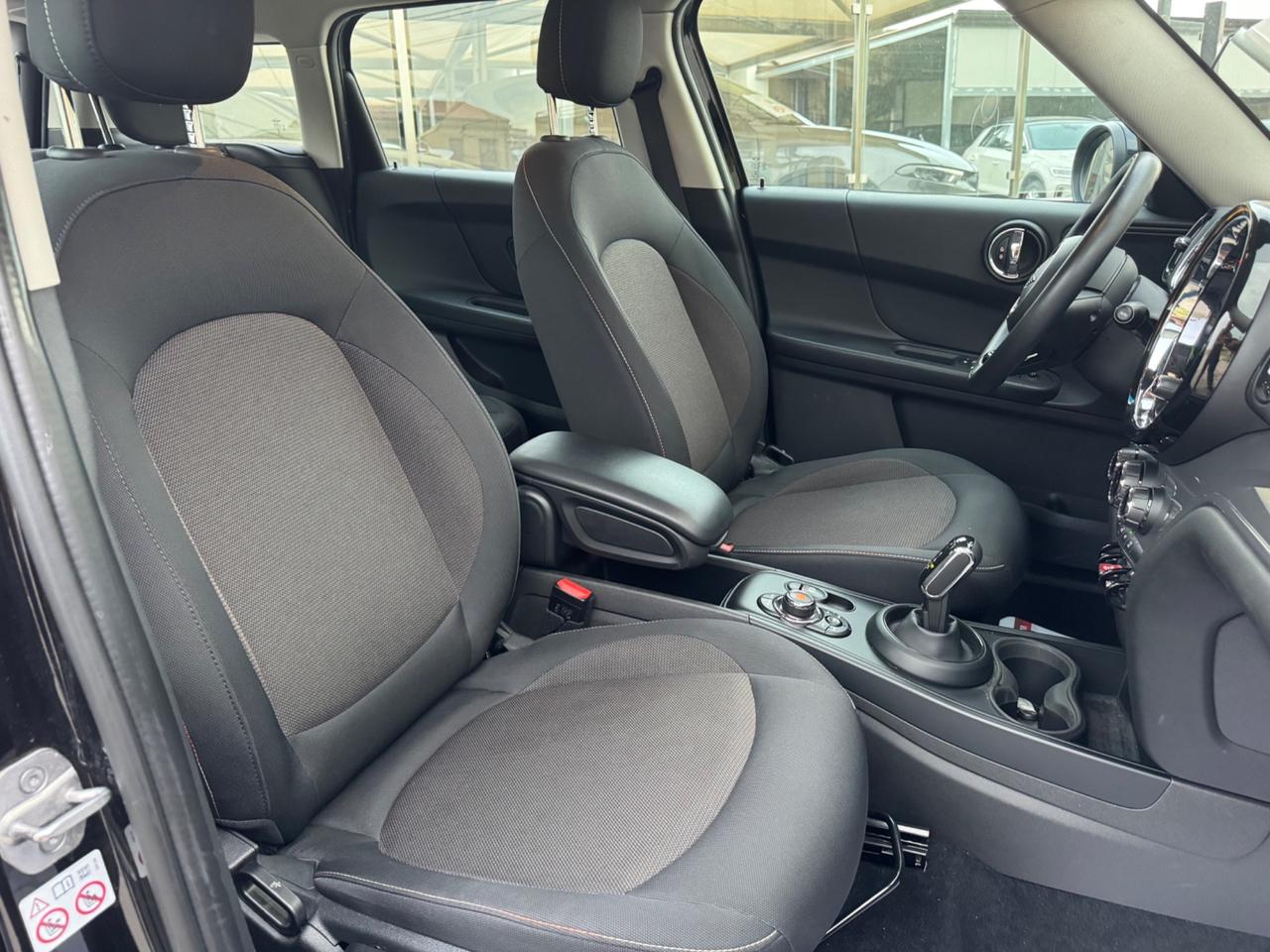 MINI COUNTRYMAN COOPER D ALL4 HYPE FULL IVA