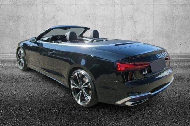 AUDI A5 Cabrio 40 TFSI quattro S tronic S line edition