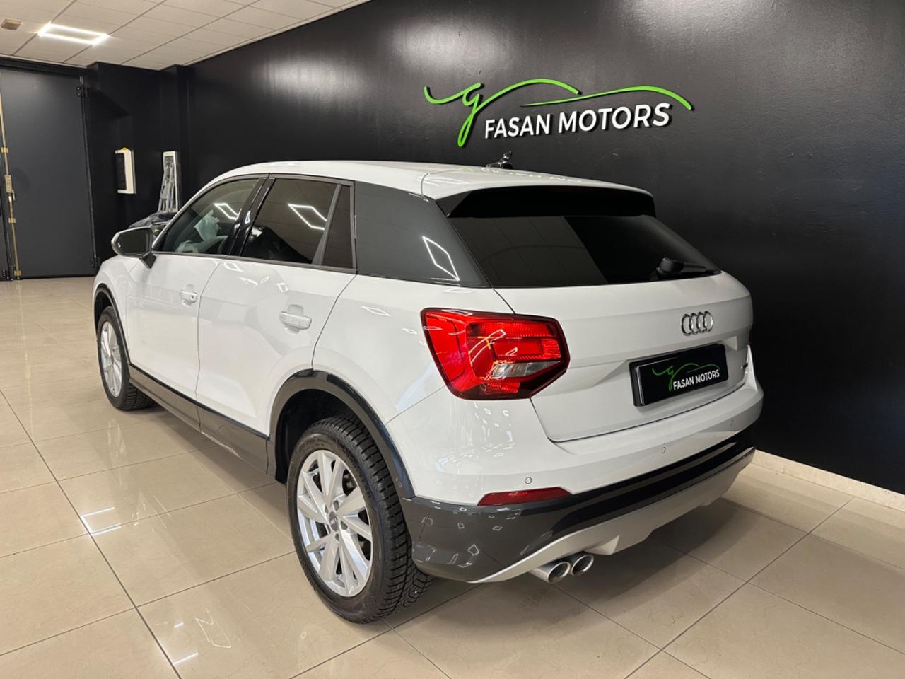 Audi Q2 35 TDI quattro S tronic Business