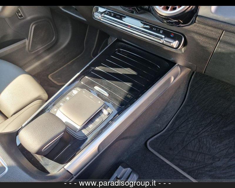 Mercedes-Benz EQB 2436 300 4MATIC