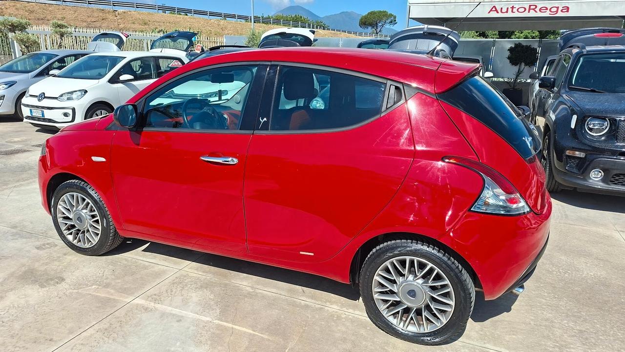Lancia Ypsilon 1.2 69 CV 5 porte S&S 2012