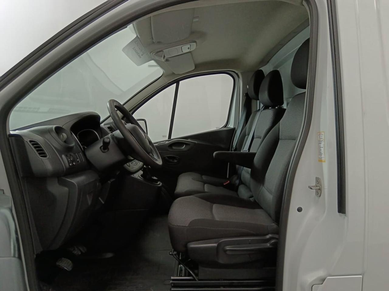 RENAULT TRAFIC 2.0 Tdci