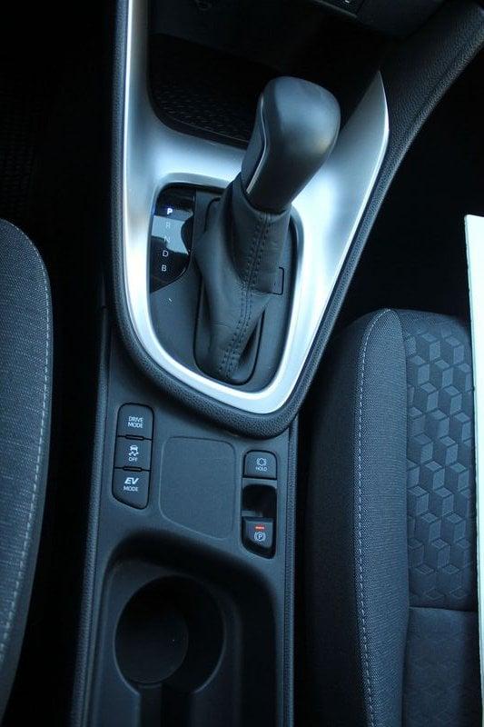 Toyota Yaris Hybrid Trend MY22