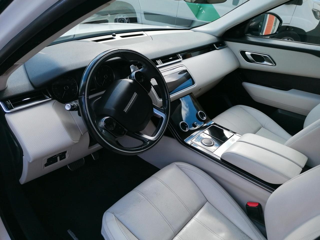Land Rover Range Velar 2.0 TD4 180 CV R-Dynamic