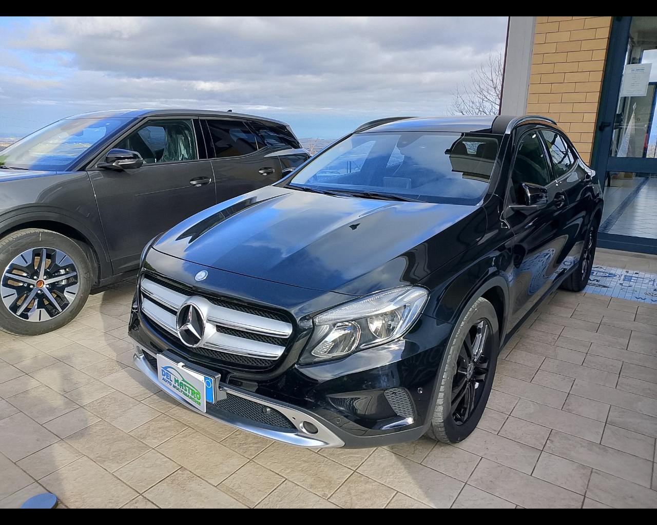 Mercedes-Benz GLA (X156) - GLA 220 d Automatic 4Matic Sport
