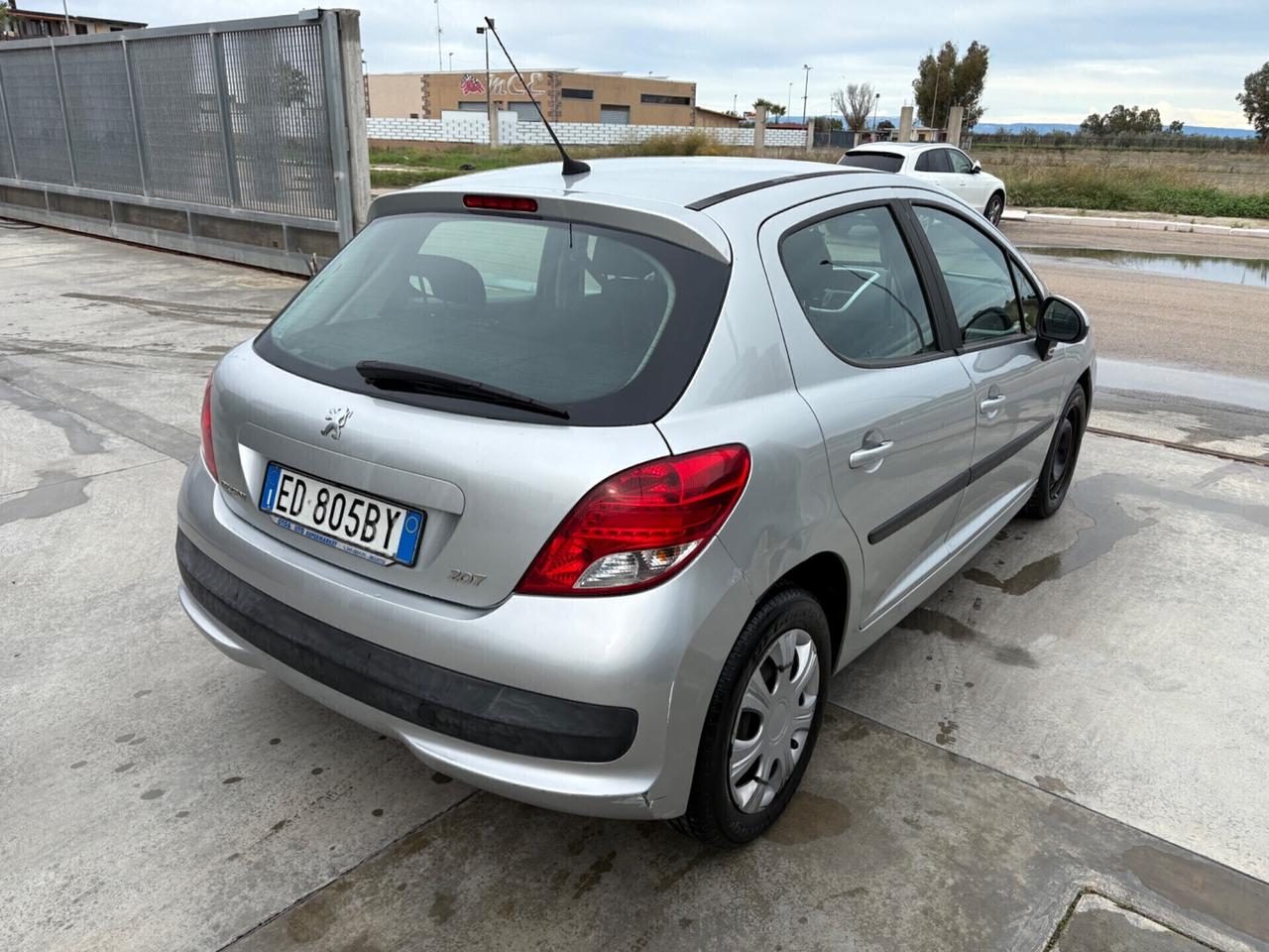Peugeot 207 1.4 HDi 70CV FAP 5p. XS