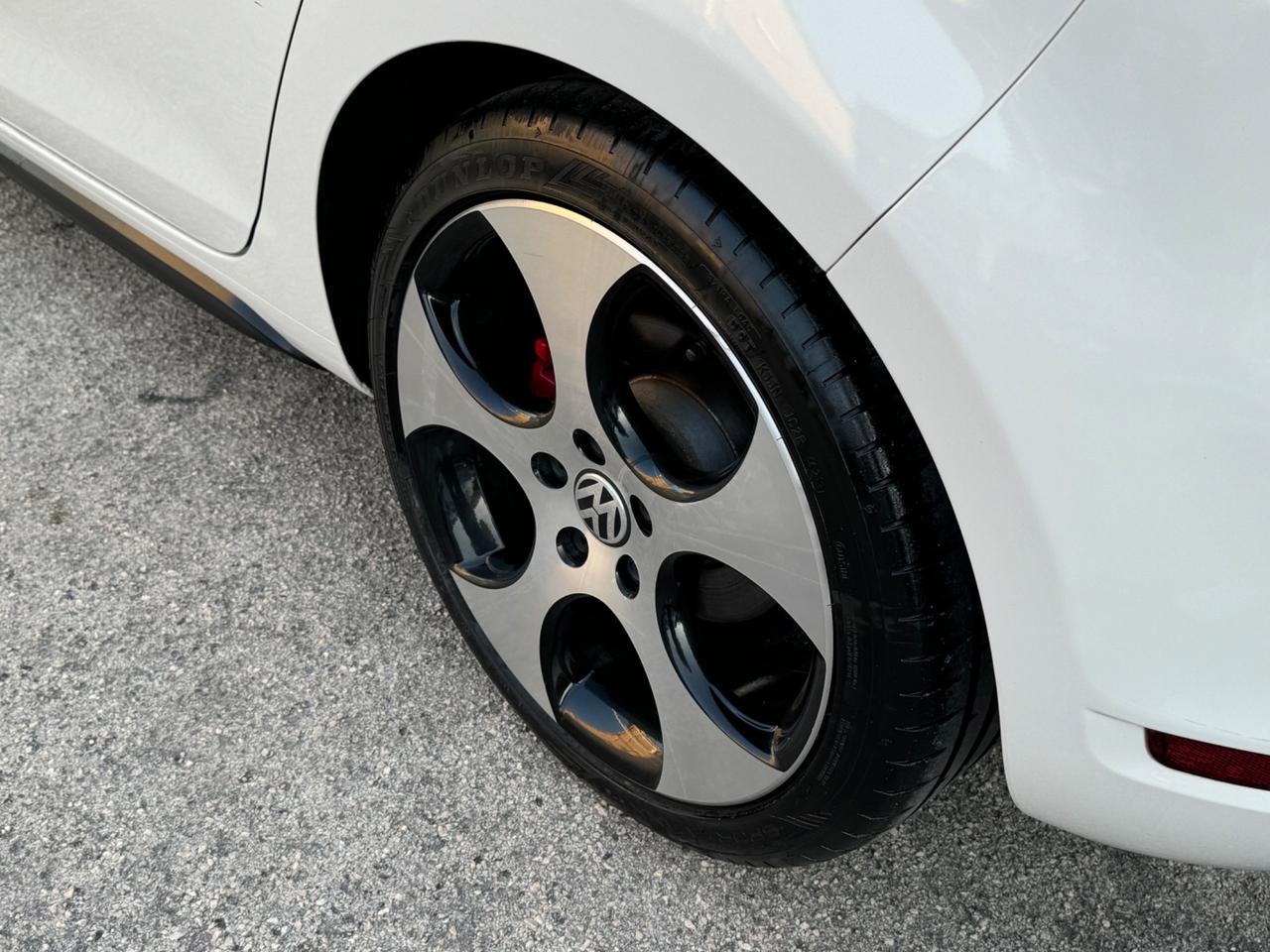 Volkswagen Golf GTI 2.0 TSI DSG IMPECCABILE
