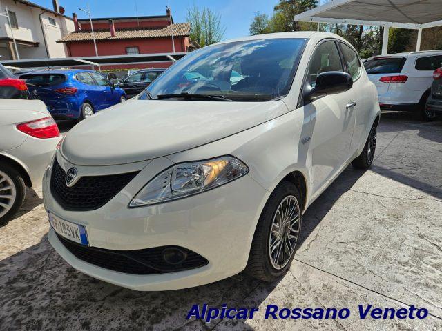 LANCIA Ypsilon 1.2 69 CV 5 porte GPL Ecochic Gold