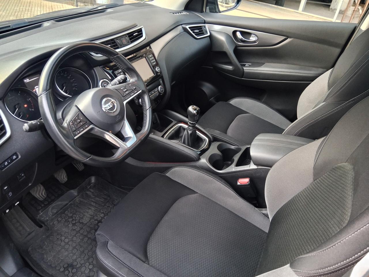 Nissan Qashqai 1.5 dCi 115 CV Tetto-Navi km certificati 1 proprietario