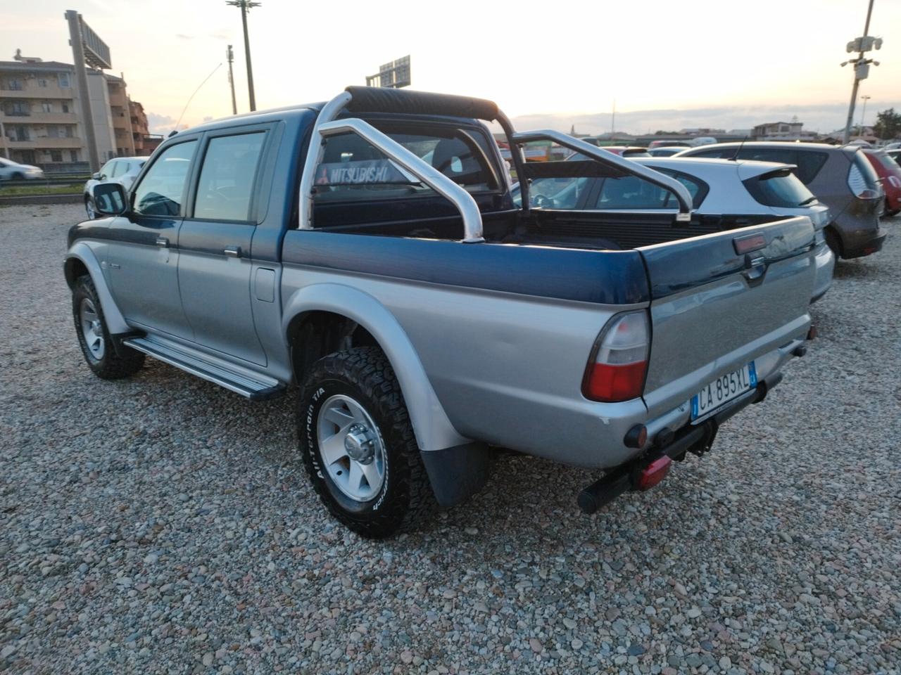 MITSUBISHI L200 DOUBLE CAB GLS TARGET 4WD 115CV