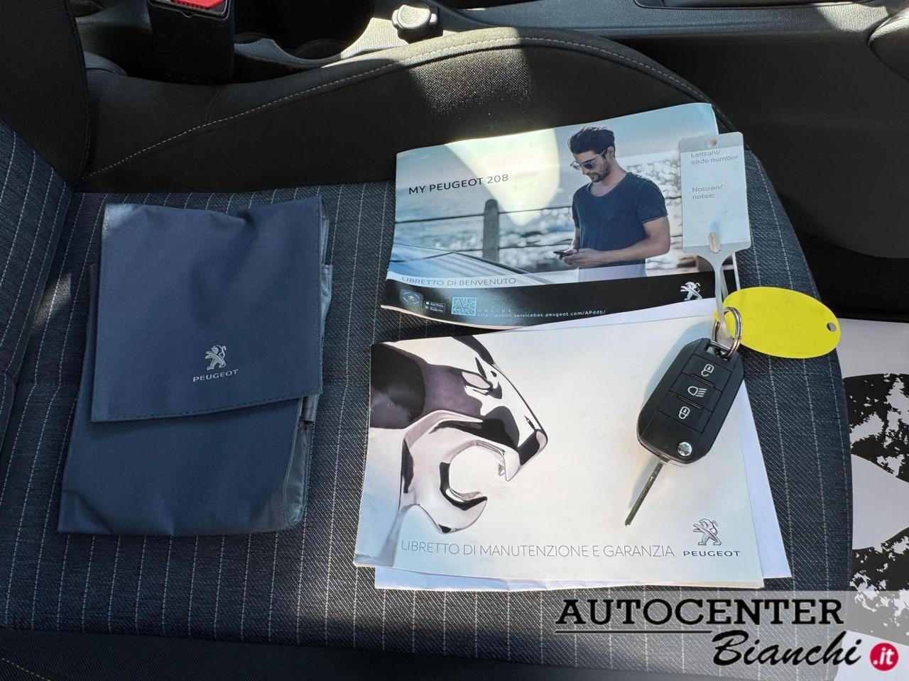 Peugeot 208 5 Porte 1.5 bluehdi Like s&s 100cv