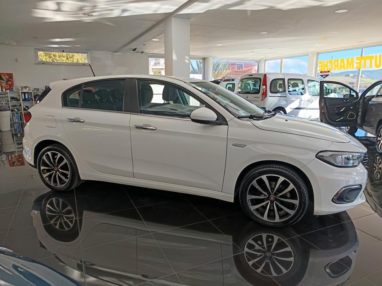 Fiat Tipo 1.6 Mjt 5 porte Sport Android Auto e Apple CarPlay