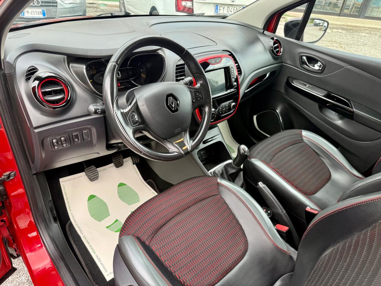 Renault Captur 1.5 dCi EDC Project Runway Ok NEOPATENTATI