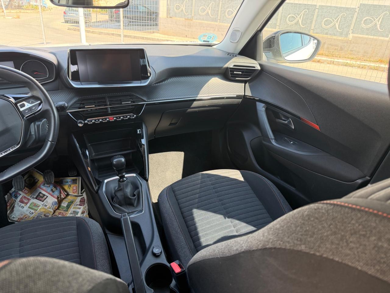 Peugeot 2008 BlueHDi 130 S&S EAT8 Allure