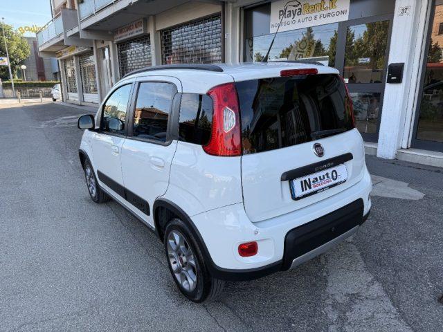 FIAT Panda 0.9 TwinAir Turbo S&S 4x4 LOUNGE bluetooth etc
