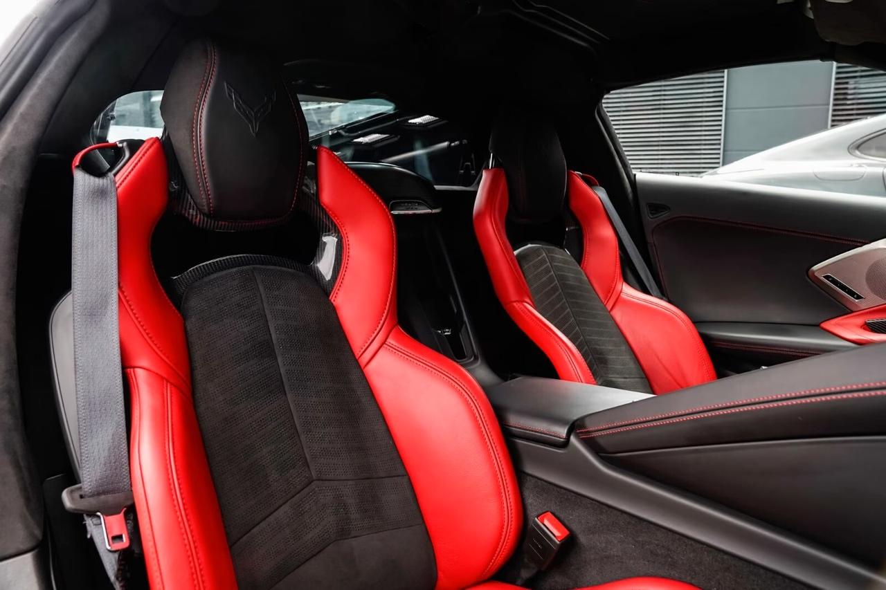 Chevrolet Corvette C8 V8 Coupe 3LT