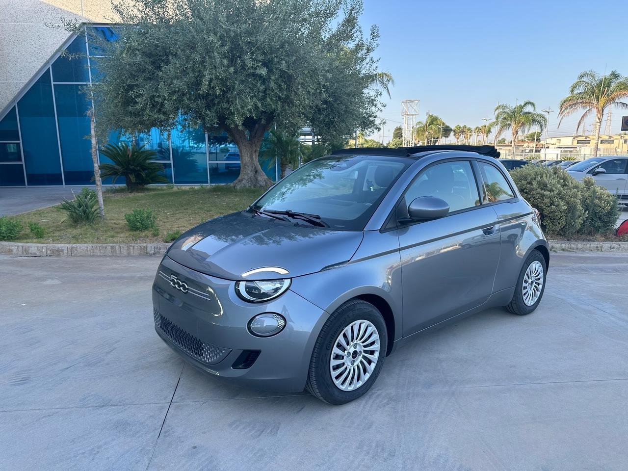 Fiat 500e Cabrio offerta T-Stock prezzo imperdibile