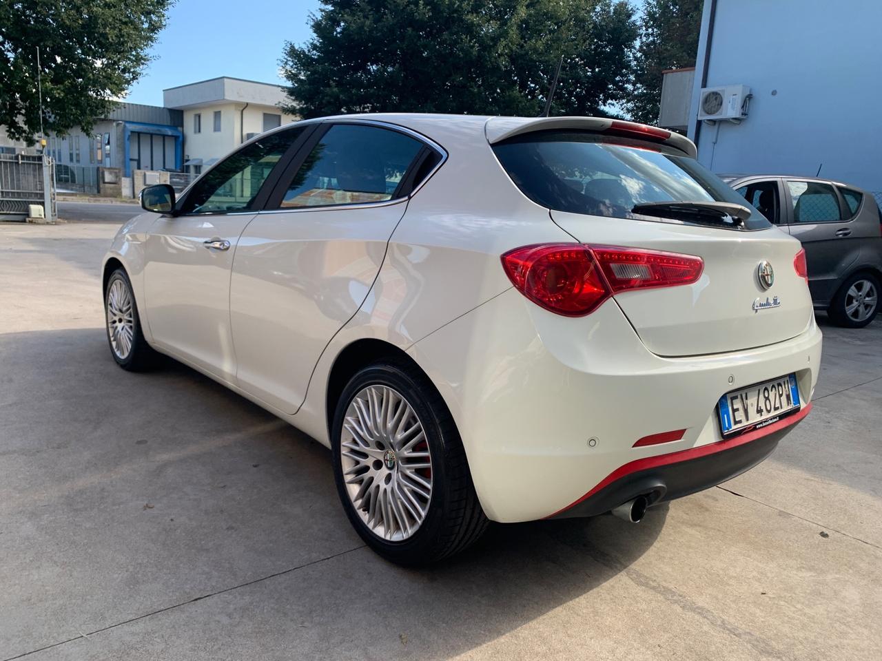 Alfa Romeo Giulietta 1.6 JTDm-2 105 CV Exclusive