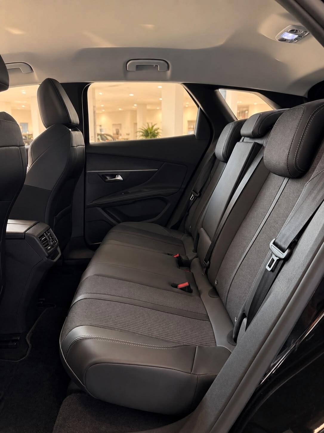 Peugeot 3008 BlueHDi 130 S&S EAT8 Allure Pack