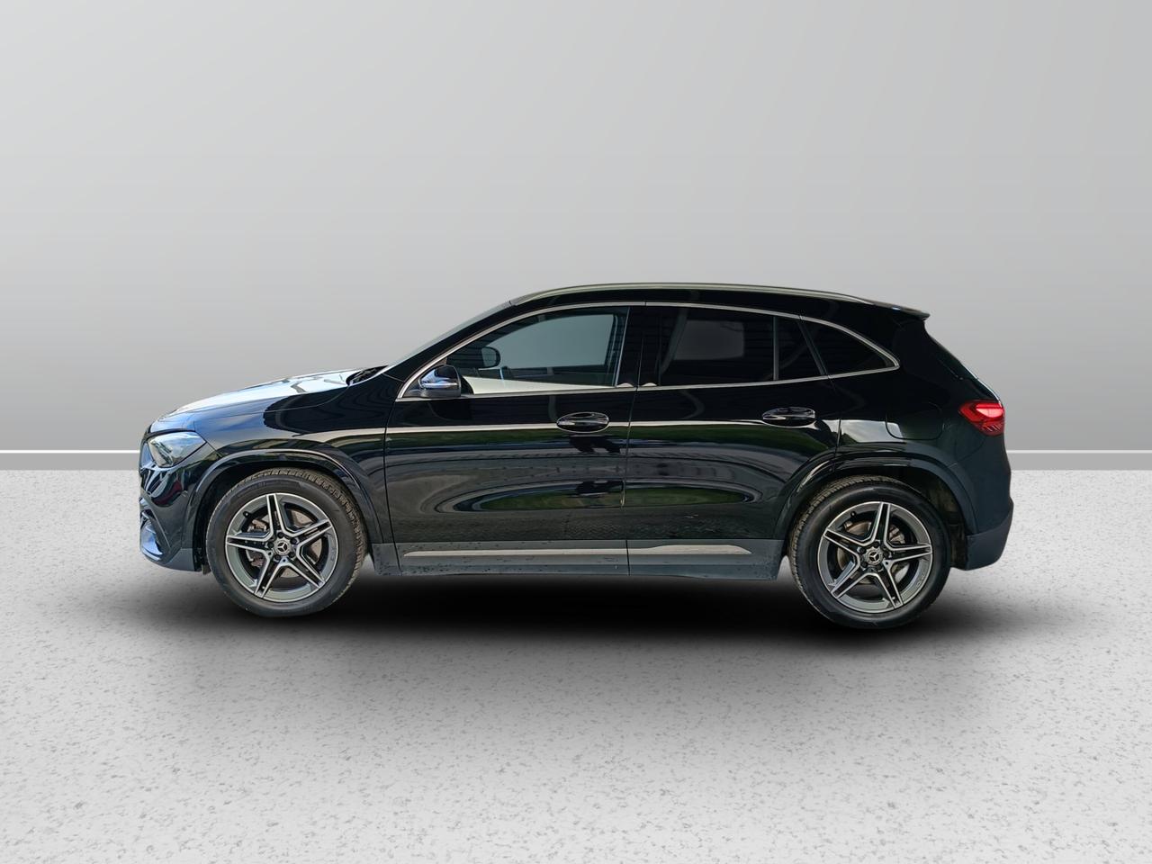 Mercedes-Benz GLA-H247 2023 - GLA 200 d AMG Line Premium auto