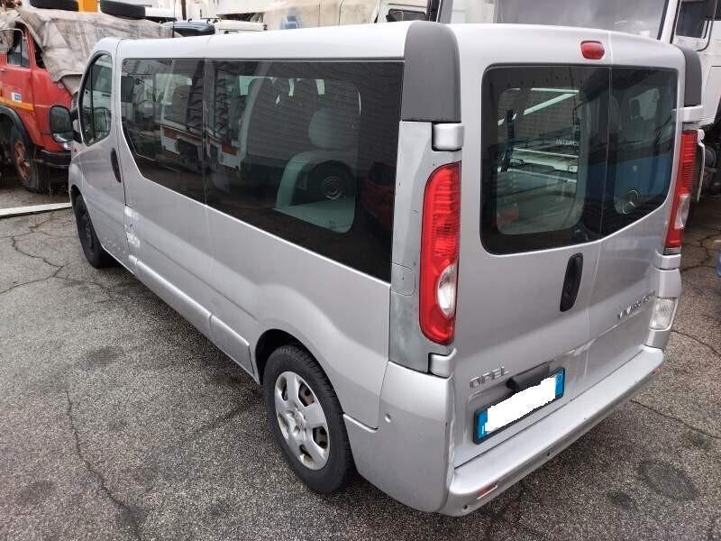 Opel Vivaro 29 2.0 CDTI 120CV 9 POSTI Furgone Vetrato Fap