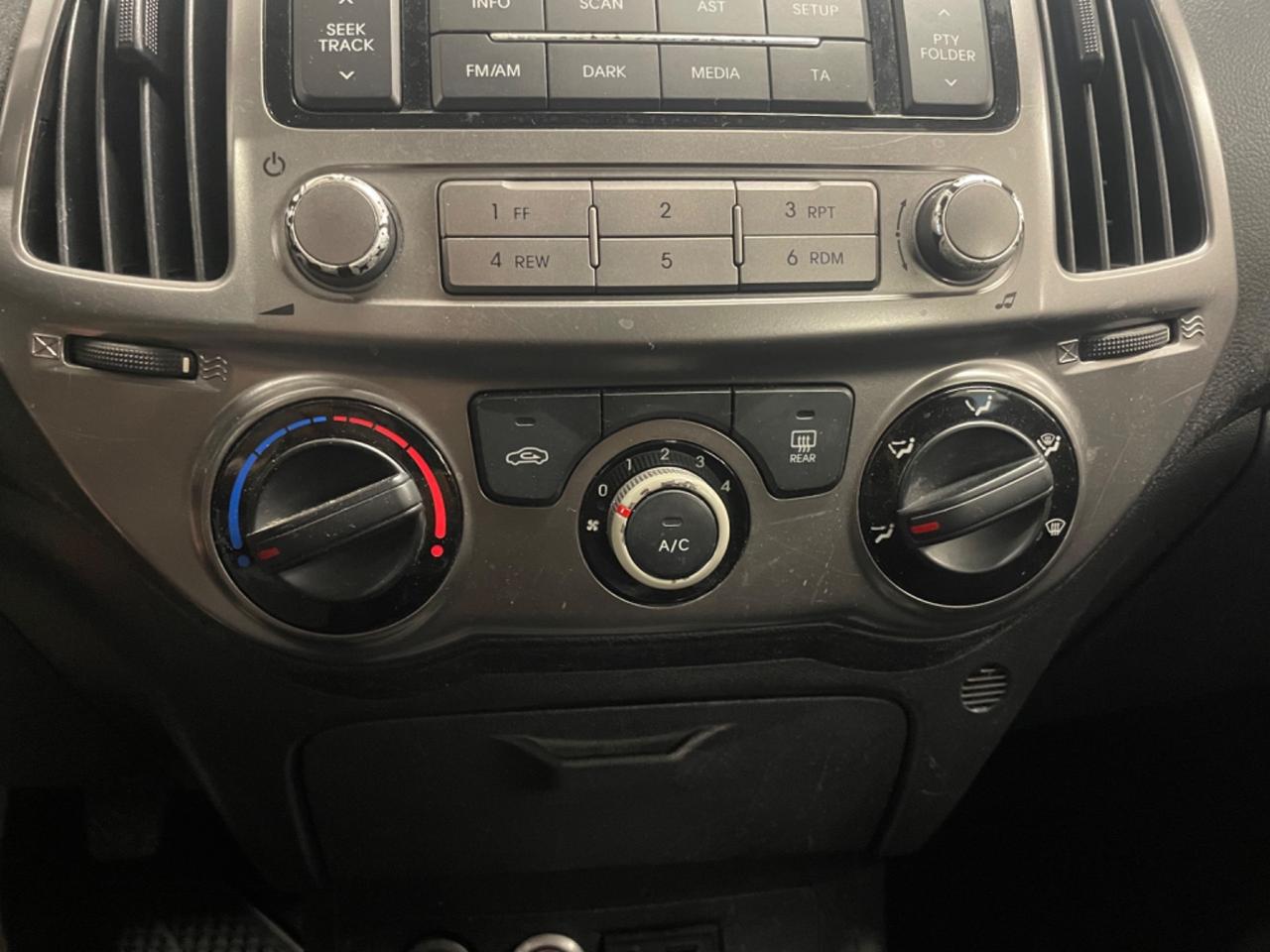 Hyundai i20 1.2 GPL 5p. Econext Sound Edition