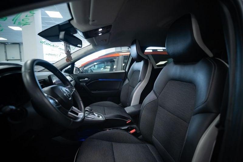 Renault Captur 1.6 E-Tech phev Intens 160cv auto my21