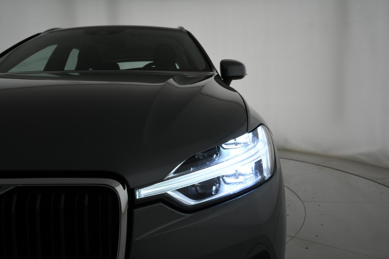 VOLVO XC60 2.0 b4 Momentum Pro awd auto CAMERA+APP CONNECT