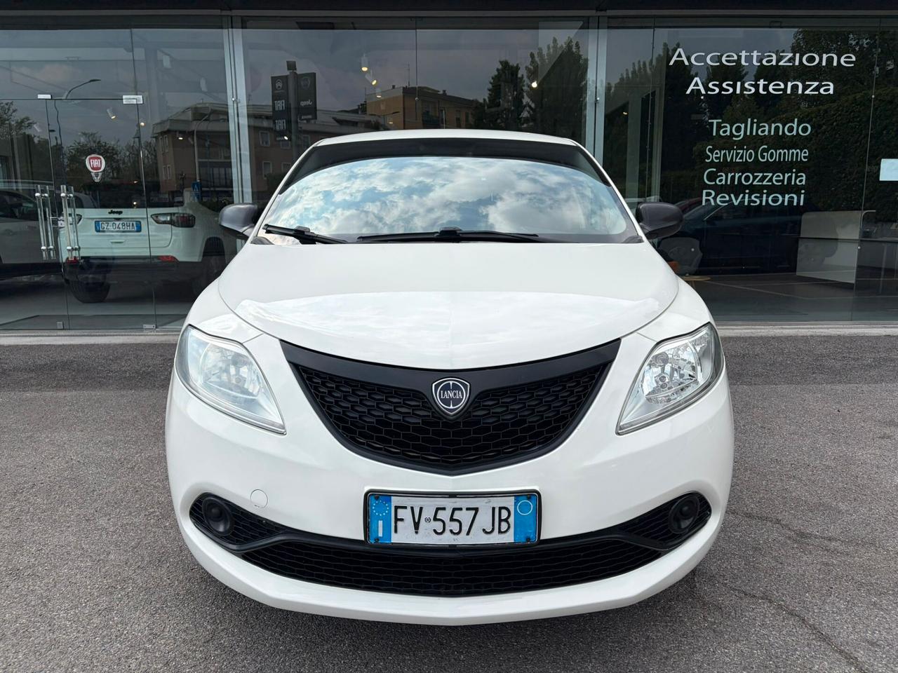 Lancia Ypsilon 1.2 69 CV 5 porte GPL Ecochic Elefantino Blu