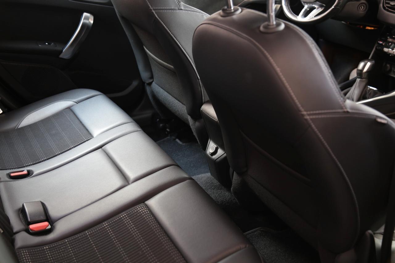 Peugeot 2008 1.6 VTi 120CV Allure