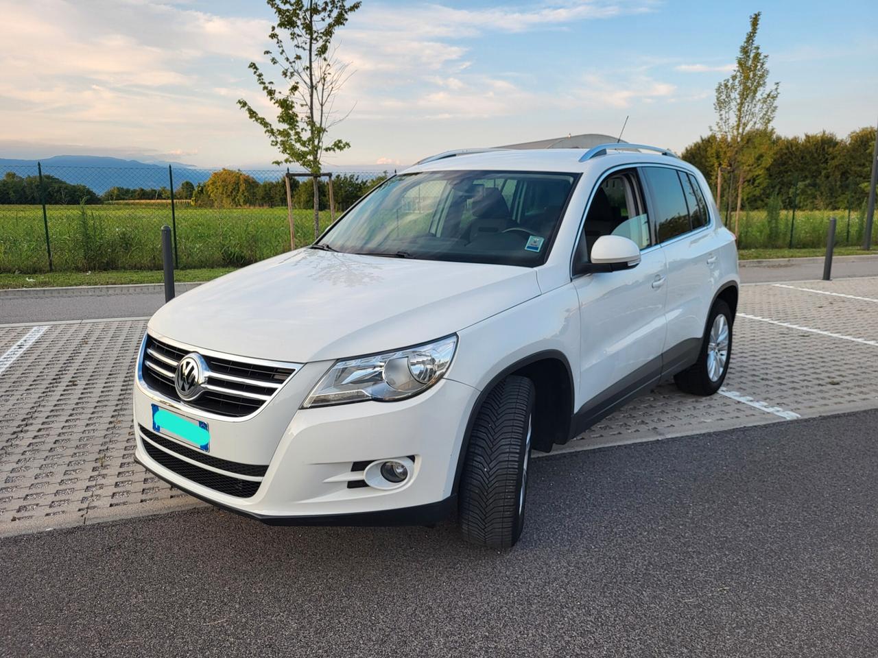 Volkswagen Tiguan 2.0 16V TDI DPF Sport & Style (18°)