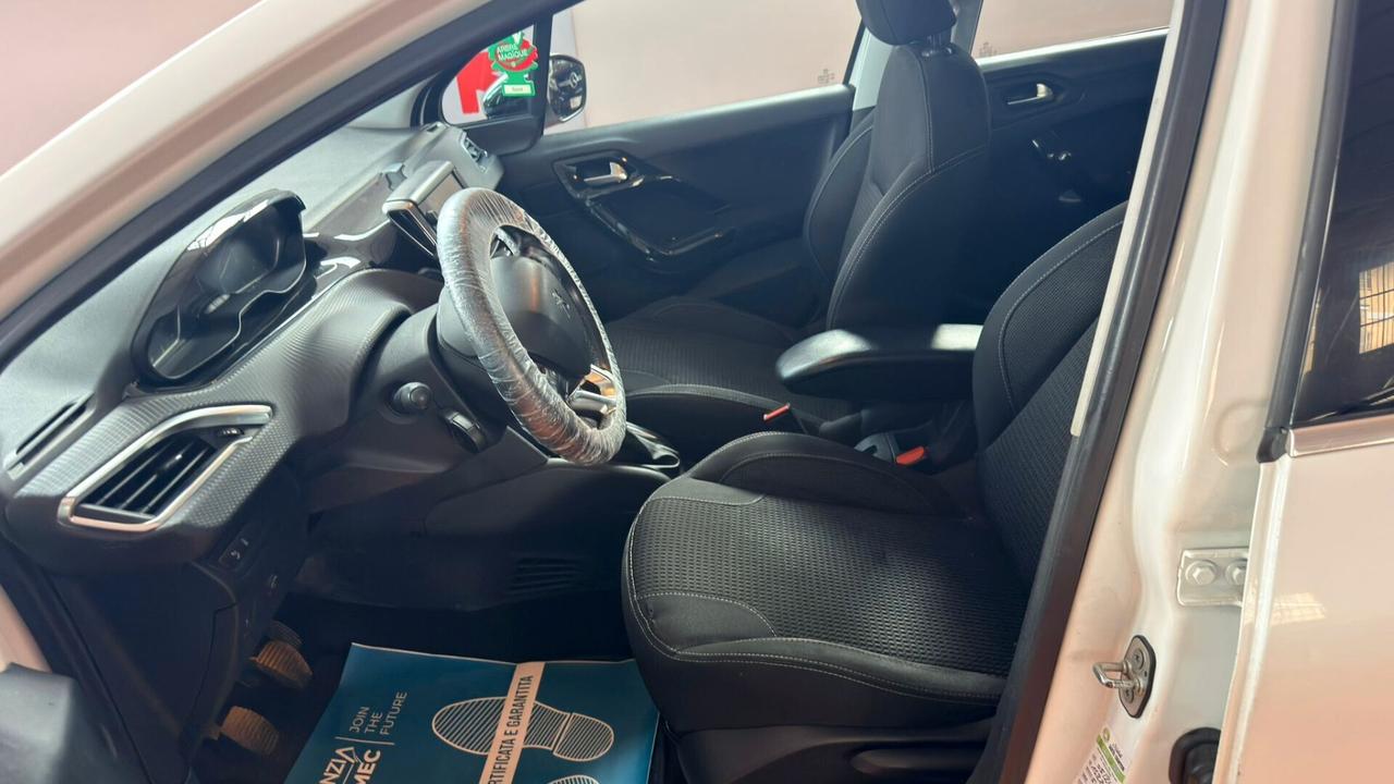 Peugeot 208 PureTech 82 3p. GPL Allure