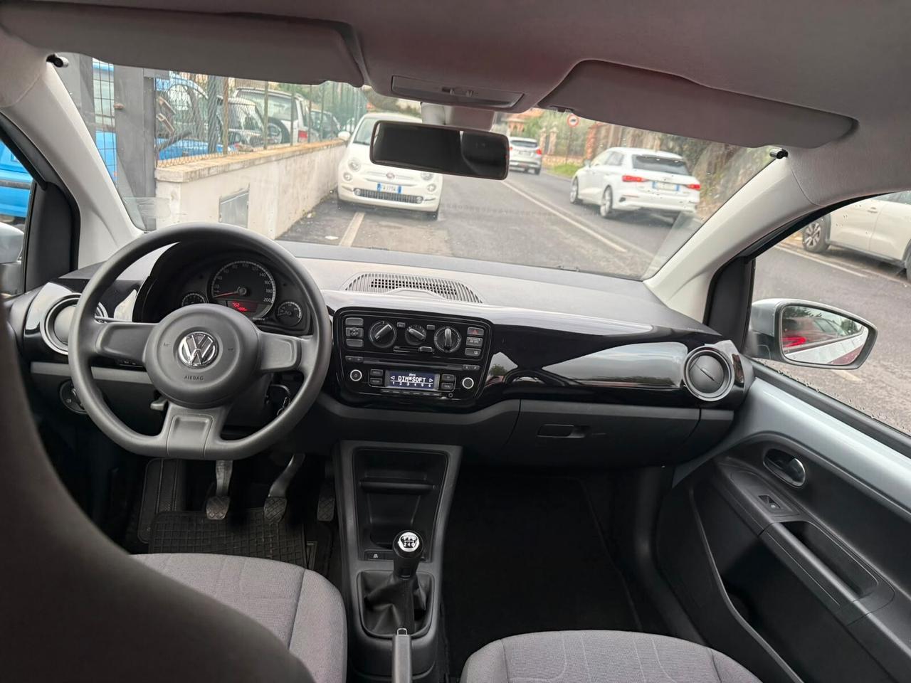 Volkswagen up! 1.0 3p. - 4.800KM - Introvabile - Tutto incluso - Superprezzo