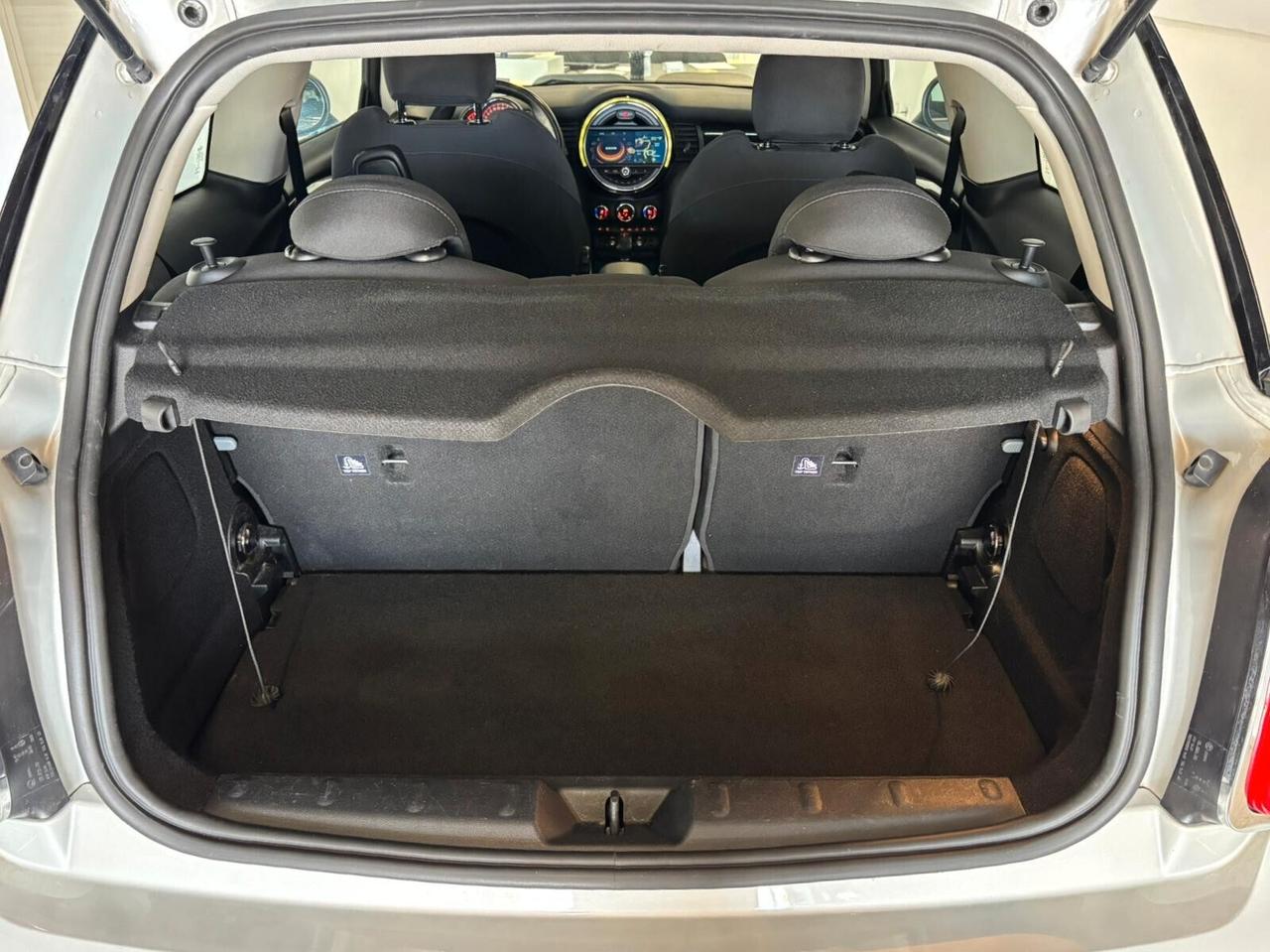 Mini Cooper D 1.5 Diesel 116 cv