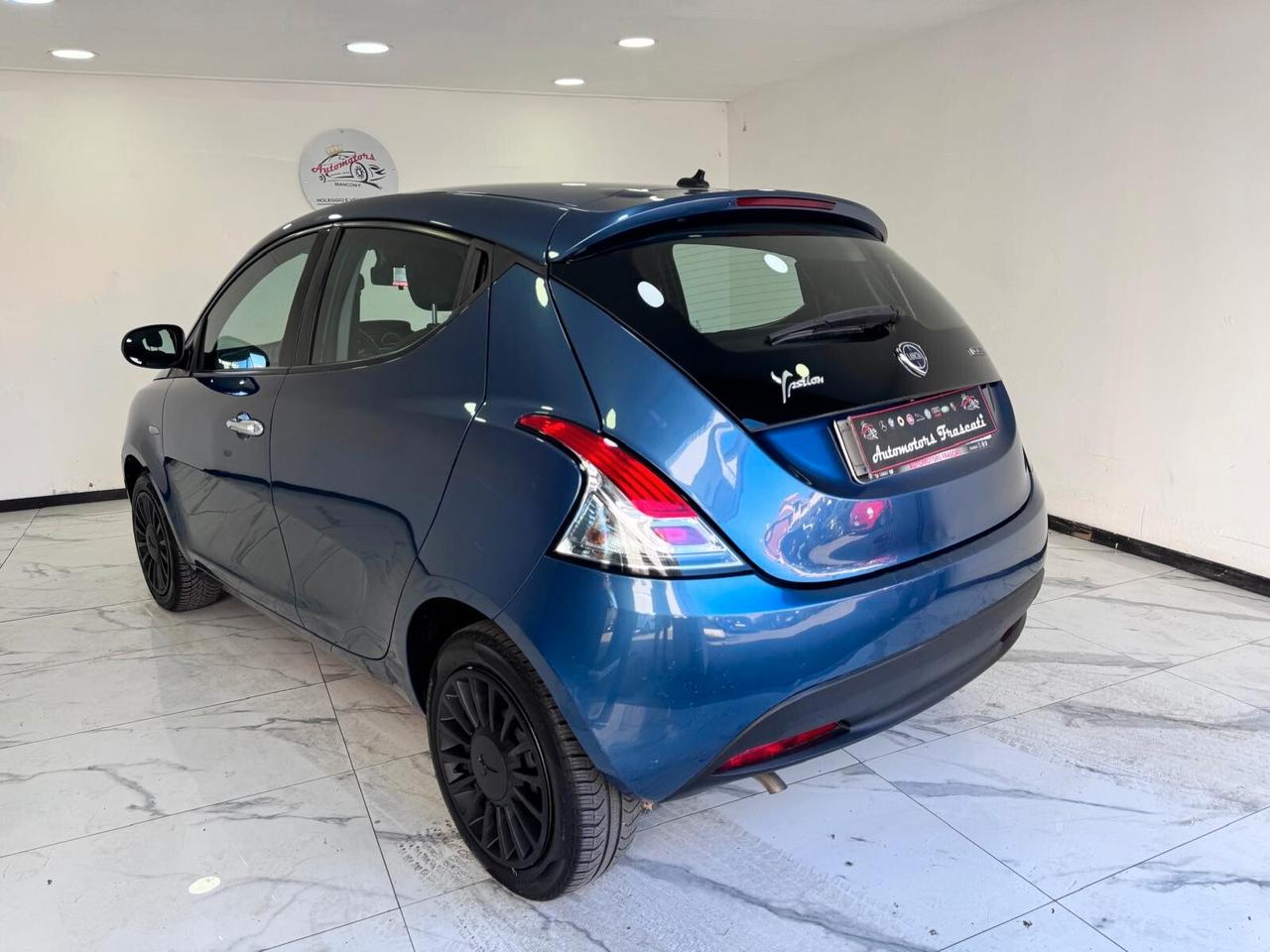 Lancia Ypsilon 1.0 FireFly 5 porte-NO VINCOLI