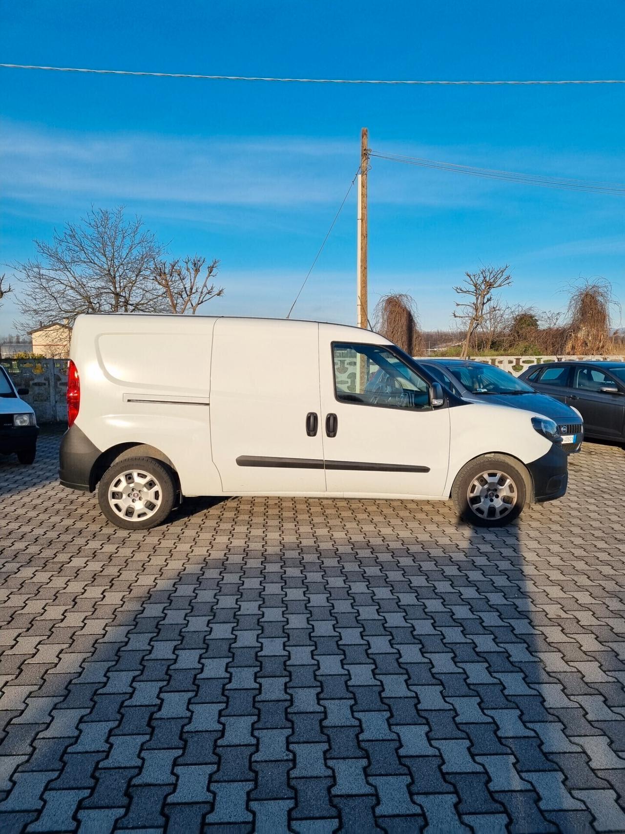 Fiat Doblo Maxi 1.6 MJT 105CV Lounge