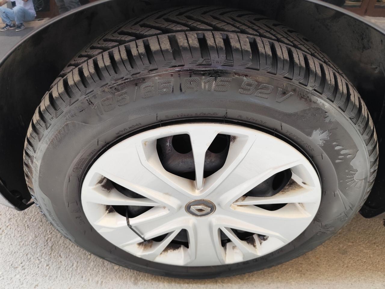 Renault Clio 900 TCe 90CV TURBO GPL NAVI