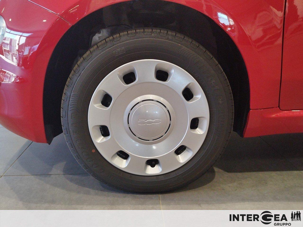 FIAT 500C 1.0 hybrid 70cv