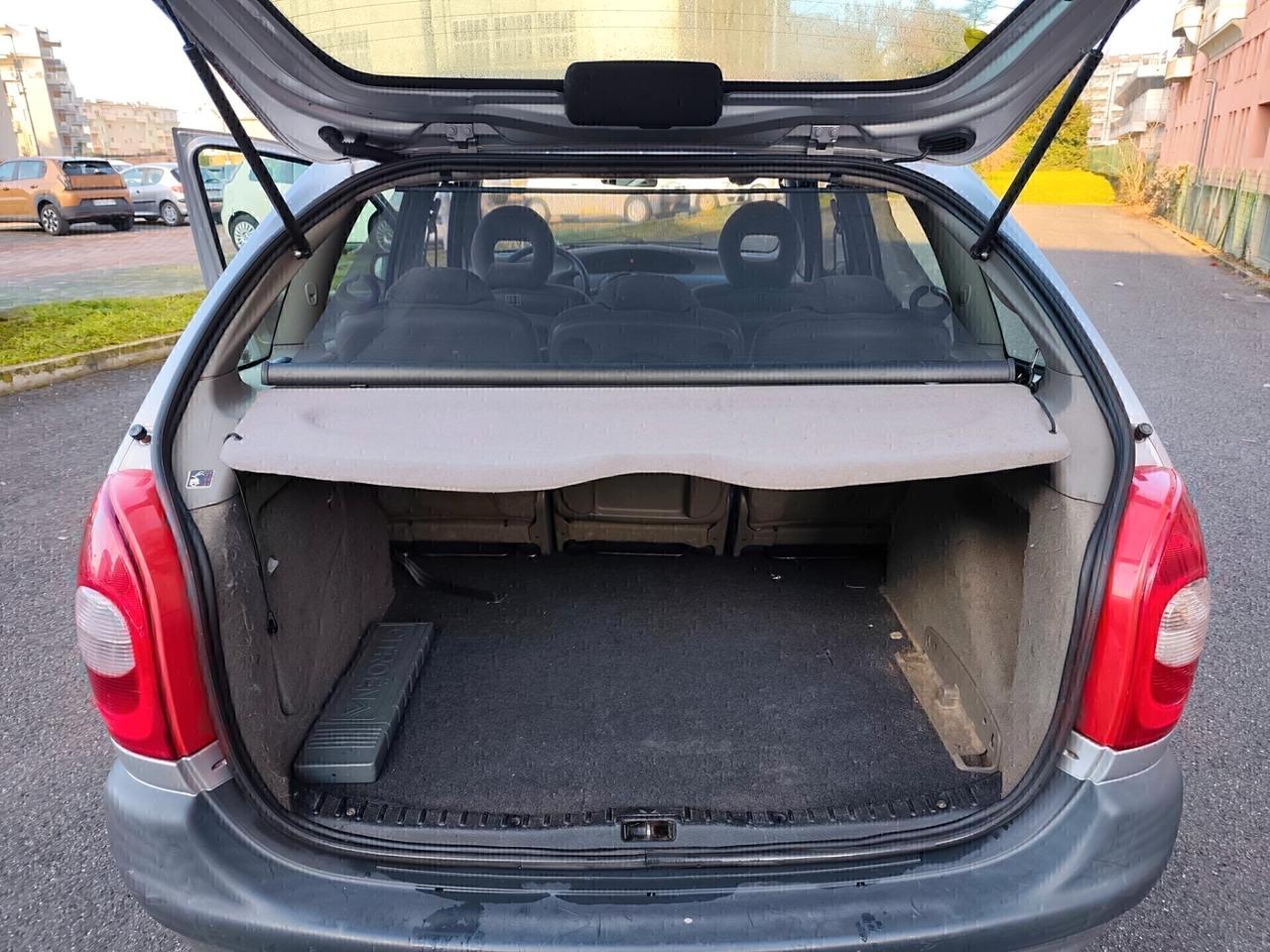 Citroen Xsara Picasso benzina neopatentati