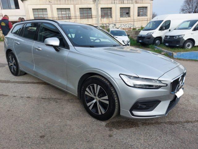 VOLVO V60 D3 R-design