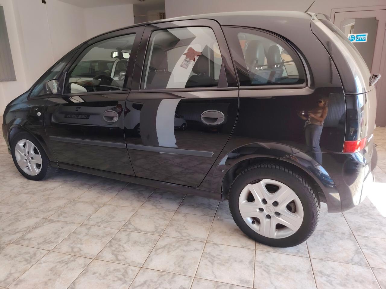 Opel Meriva 1.4 16V GPL-TECH Club